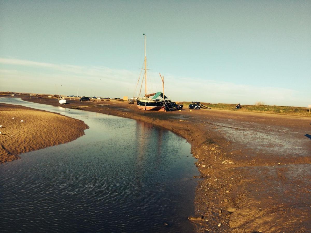 2 Bedroomed Fisherman'S Cottage Near Quay Blakeney  Eksteriør billede